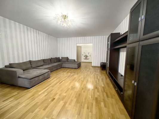 Купить 3-комнатную квартиру